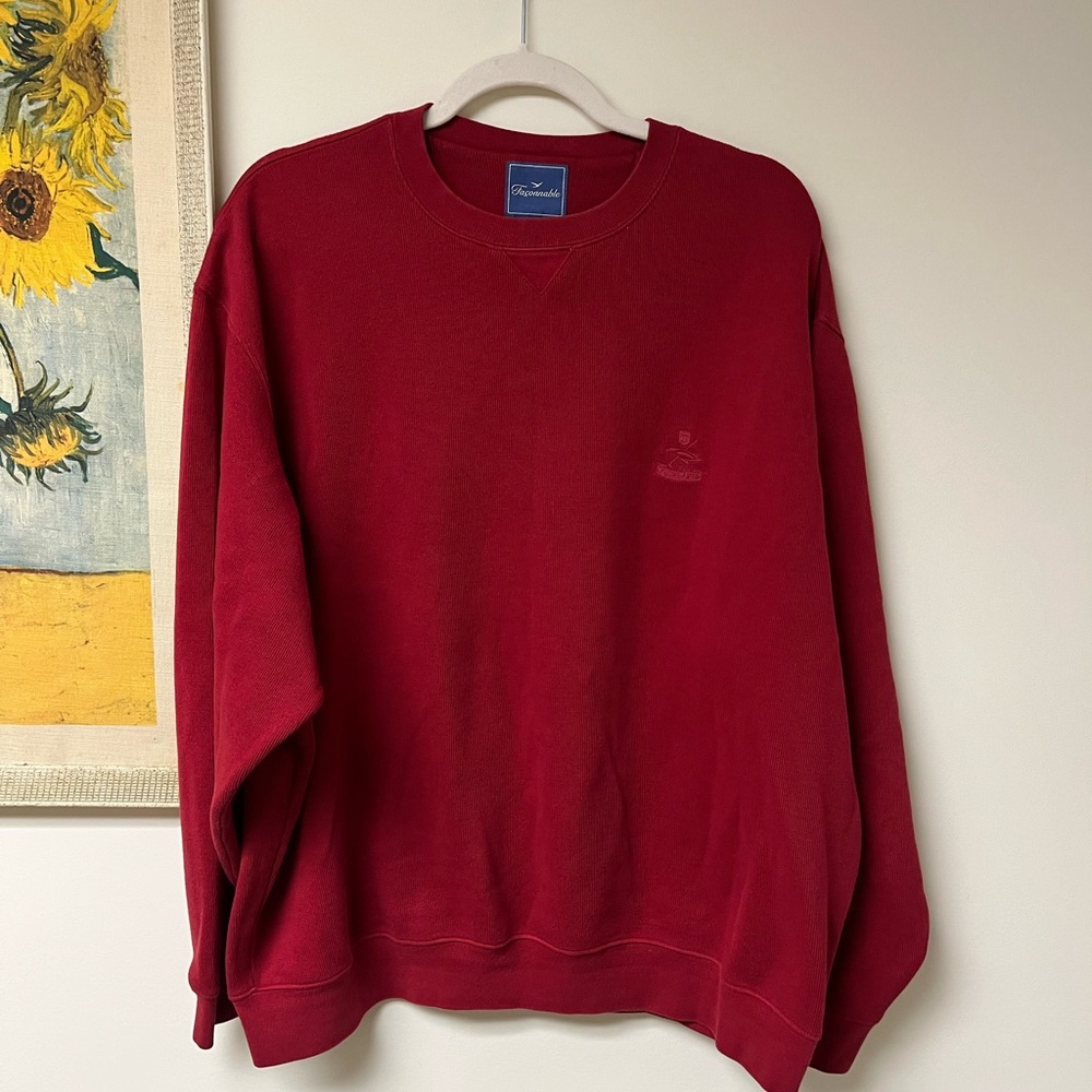 Red faconnable sweater